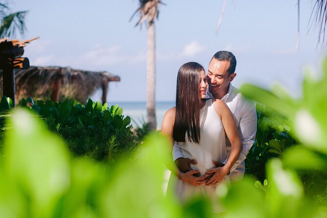 Private Professional Photoshoot in Cancun with Pick up - A Caribbean backdrop chosen around your hotel
