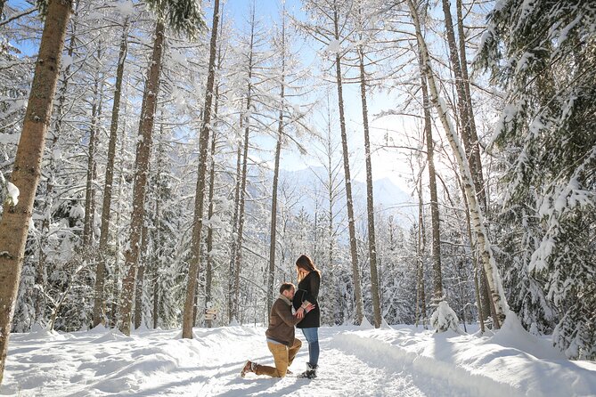 Private Professional Photoshoot in Chamonix - Choosing between mountain and town photos