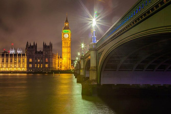 Private Tour: Night Photography Tour in London - Big Ben and Parliament across the river