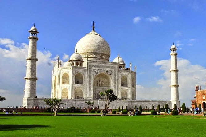 Private Tour of Agra's Most Instagrammable and Photogenic Spots - Markets, street stalls, and everyday Agra