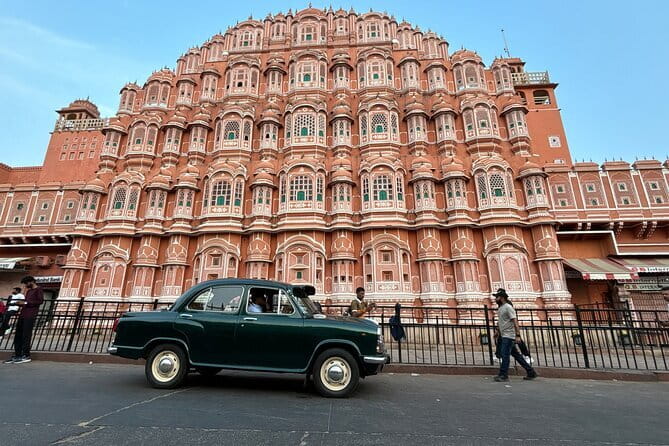 Private Tour of Instagrammable Photogenic Spots in Jaipur - Albert Hall Museum makes a quick final monument stop