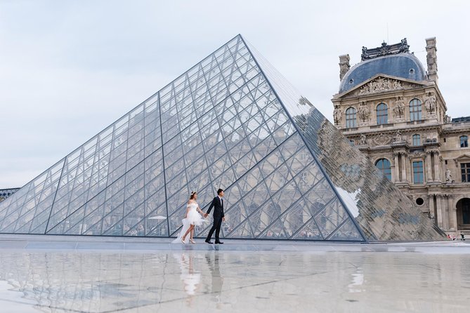 Private Tour: Personal Travel Photographer Tour in Paris - Champs-Elysees and the Louvre
