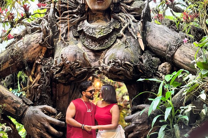 Private Ubud Instagrammable Tour - All Inclusive - Sari Timbul’s gardens, art, and swings