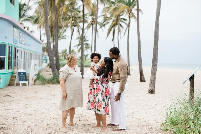 Private Vacation Photography Session with Local Photographer in Ft. Lauderdale - What the $325 price means for different group sizes