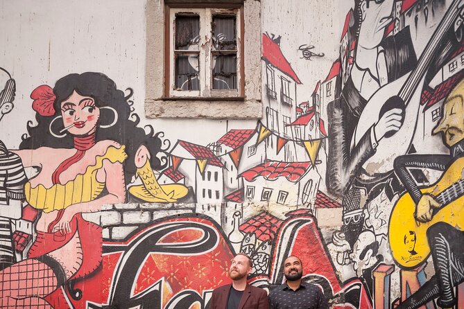 Private Vacation Photography Session with Local Photographer in Lisbon - Who should book this private Lisbon experience?