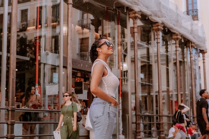 Private Vacation Photoshoot with Photographer in Madrid - Why a Madrid photoshoot can be worth your hour