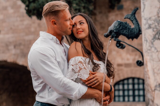 Private Vacation Photoshoot with Photographer in Madrid - The people behind the camera