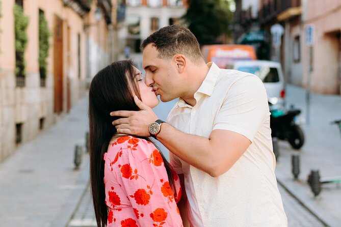 Private Vacation Photoshoot with Photographer in Madrid - Who will get the most from this activity