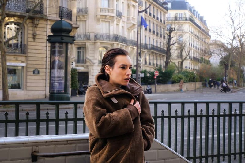 Pro & Instagram-friendly photo shoot in Paris - From Eiffel views to the Louvre and Champs-Élysées