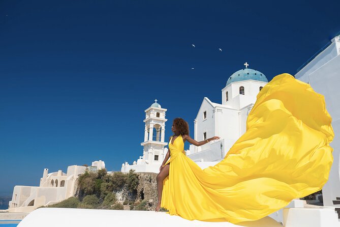 Professional Flying Dress Photoshoot In Santorini - Key points to know before booking