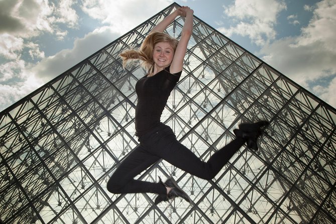 Professional Photo Shoot Walking Tour in Central Paris - The route from Place Colette to Palais-Royal