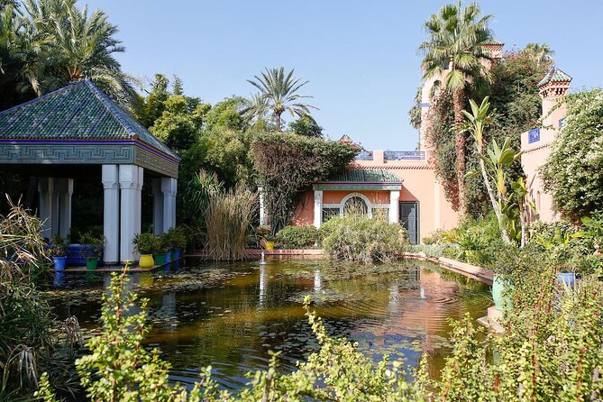 Professional Photographer in Marrakech - Starting at Jardin Majorelle in Marrakech