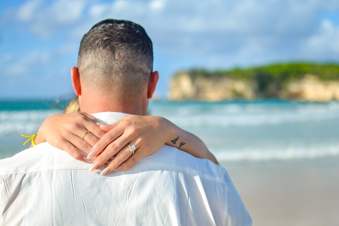 Professional Photographer in Punta Cana for Private Events - What the photographer does with families and couples