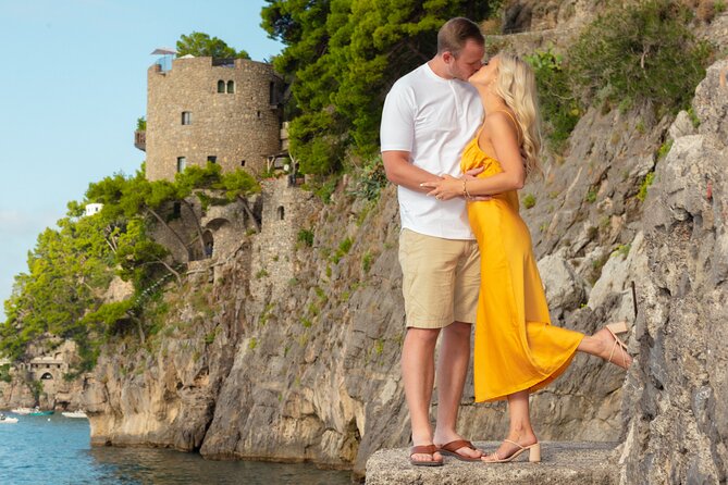 Professional Photoshoot in Positano with Photographer - Choosing one, two, three, or four hours