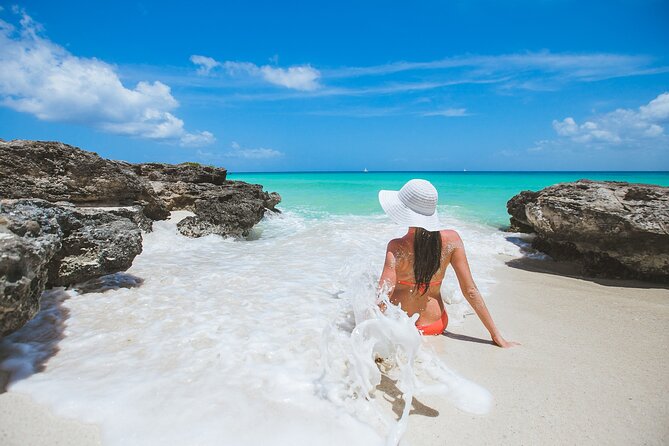 Professional photoshoot in Punta Cana and DR - Book now! - A Punta Cana beach session built around your group