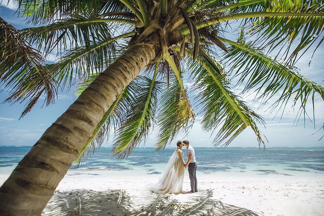 Professional photoshoot in Punta Cana and DR - Book now! - Who will get the most from this experience