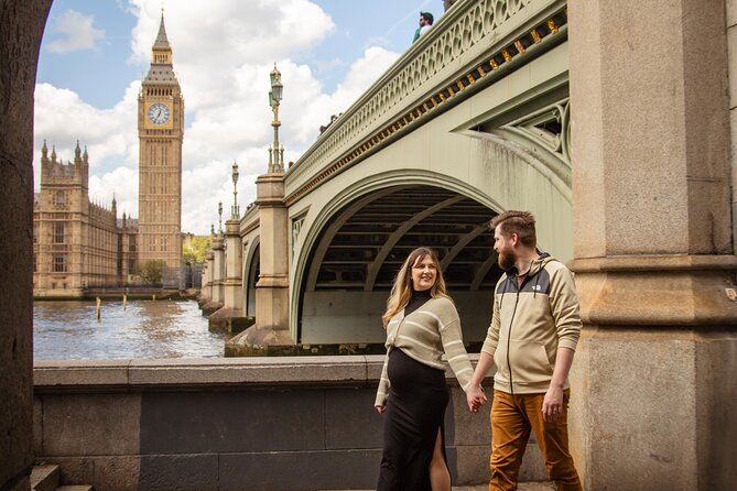 Professional Private Couple Photoshoot - Big Ben: the classic Westminster backdrop