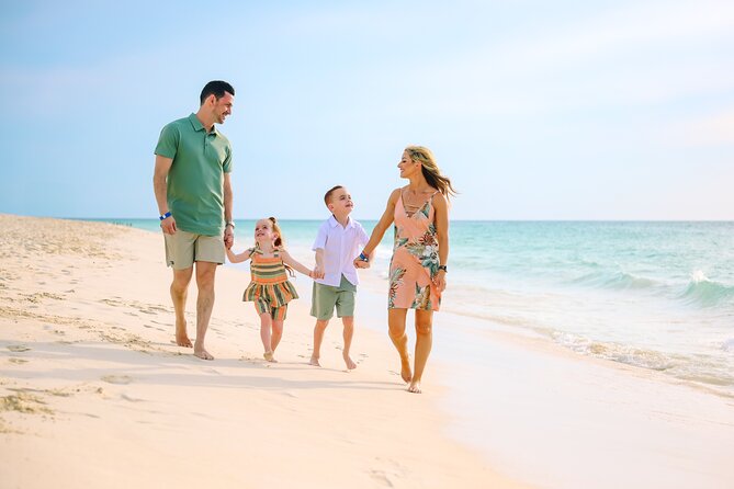 Professional Sunset Photoshoot in Aruba - One beach, many photo angles