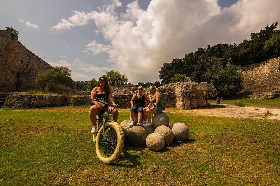 Rhodes: E-bike Highlights Sunset or Morning Photo Tour - Monte Smith and the final view