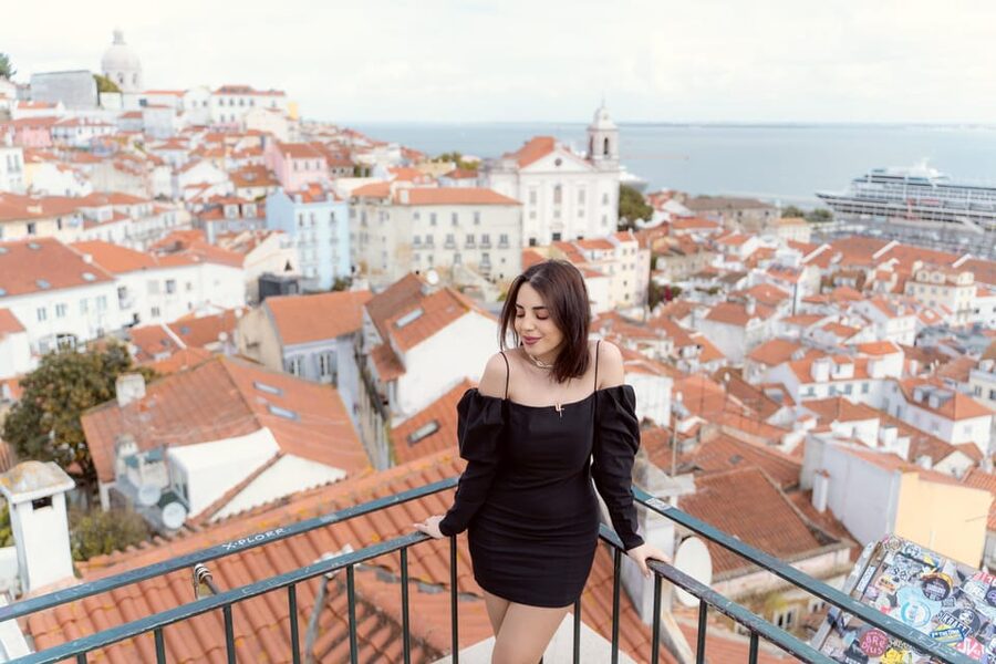 Romantic Photoshoot Experience for Couples in Lisbon - How the different session lengths affect value