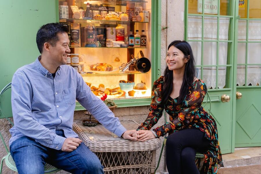 Romantic Photoshoot Experience for Couples in Lisbon - Who should book this Alfama photoshoot