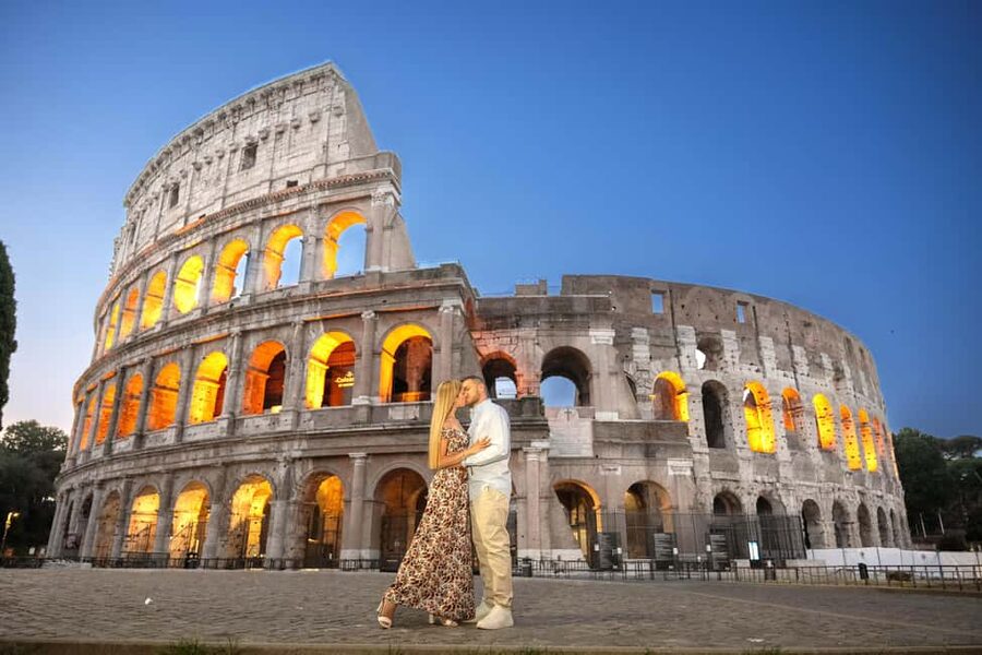 Rome: Colosseum Photoshoot – Private Session - Weather, communication, and practical planning