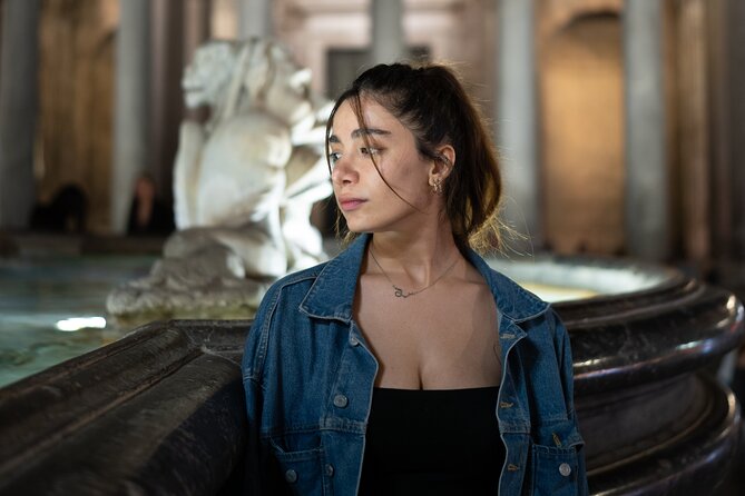 Rome: Night & Day Photoshoot in Rome with Pro Photographer - Trevi Fountain after dark