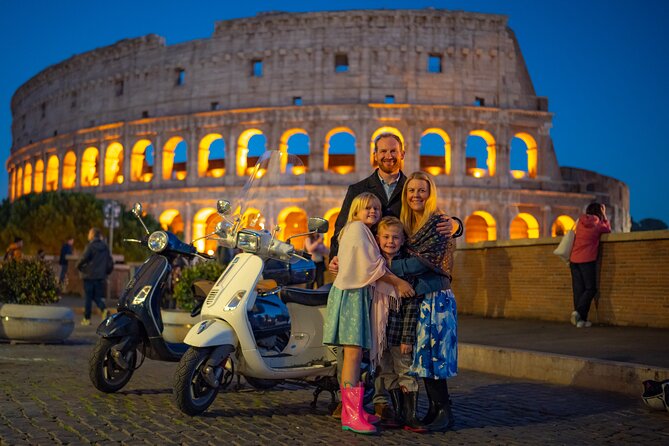 Rome: Night & Day Photoshoot in Rome with Pro Photographer - Walking, Vespa, or vintage Fiat 500?