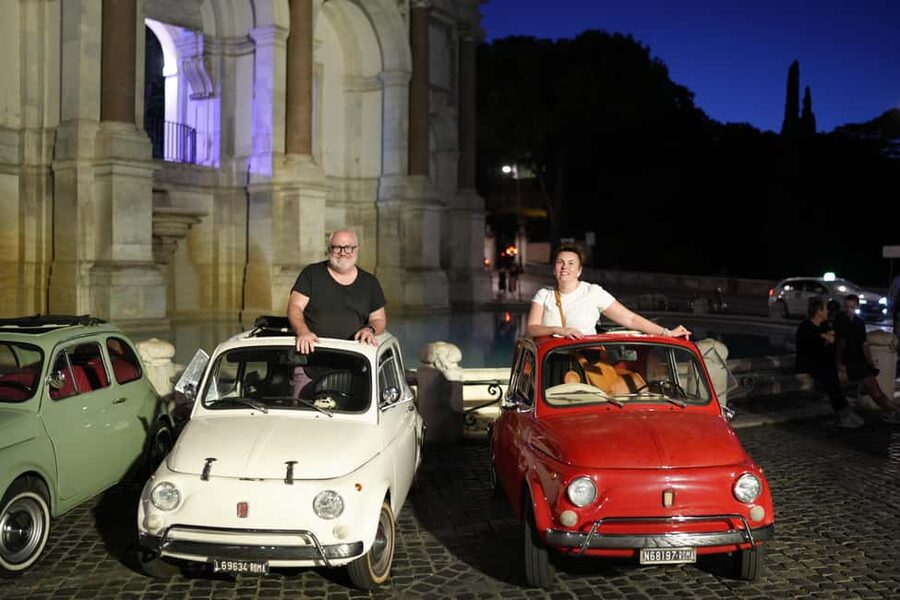 Rome: Night Photo Session in a Fiat 500 with Aperol Spritz - Piazza Trilussa and Rome’s night life