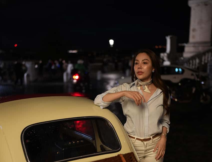 Rome: Night Photo Session in a Fiat 500 with Aperol Spritz - Riding through Rome as evening arrives