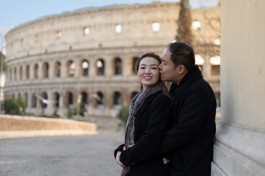 Rome: Personalized Photoshoot outside the Colosseum - The photographer’s posing guidance is the real service