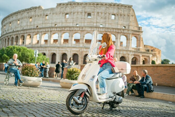 Rome: Photo Shoot in Rome with Professional Photographer - Timing, walking, and crowd control