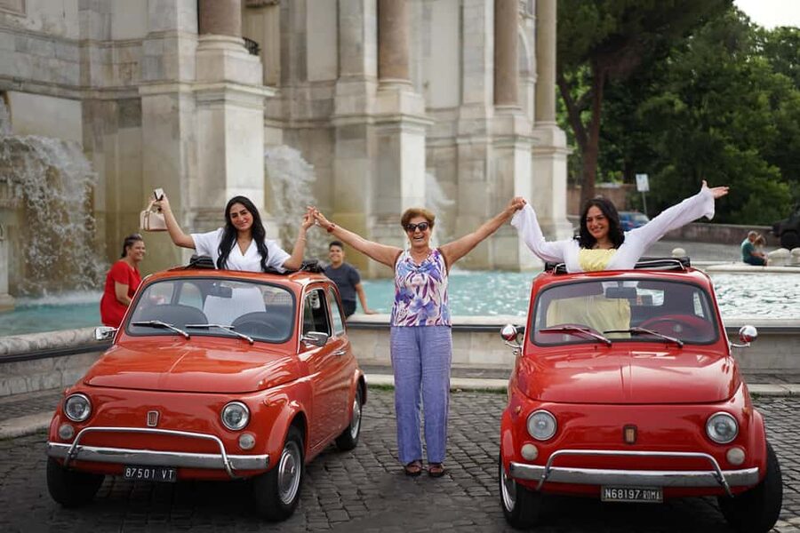 Rome: Photoshoot Service with Vintage Fiat 500 - Orange Garden views over Rome