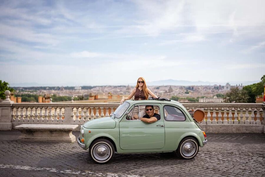 Rome: Photoshoot Service with Vintage Fiat 500 - Starting near the Colosseum