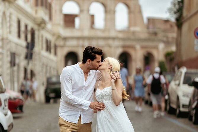 Rome: Private Colosseum Photoshoot with Local Photographer - The 30-minute Colosseum route