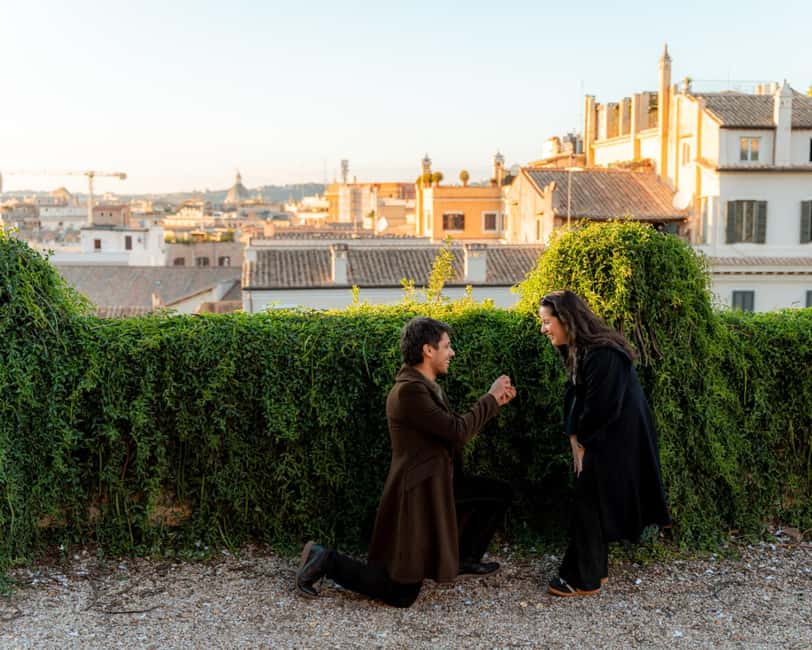 Rome: Romantic Proposal PhotoShoot - The proposal and the 15-minute Monte Oppio stop