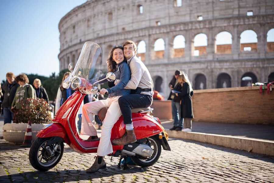Rome: Vespa Photo Tour with City Center Pickup - What this Vespa ride is really like