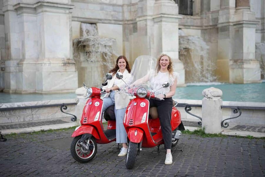 Rome: Vespa Photo Tour with City Center Pickup - Circus Maximus passes by in five minutes