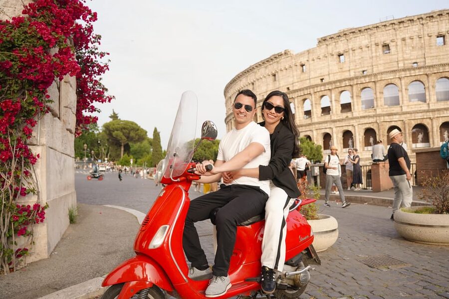 Rome: Vespa Photo Tour with Historic City Highlights - Castel Sant’Angelo on the way to Piazza Navona