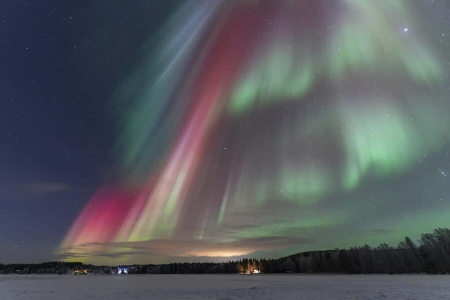 Rovaniemi: Northern Lights Photography Tour & BBQ - Leaving Rovaniemi for darker Arctic skies