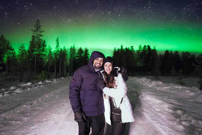 Rovaniemi: Northern Lights Pro Guaranteed - Unlimited (PRIVATE) - Clothing, transport, and practical comfort
