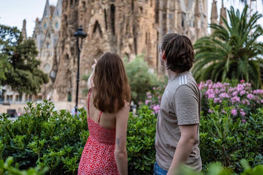 Sagrada Familia cinematic photoshoot - Booking details worth checking first