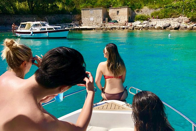 Sail, see, stop, photograph (4 hours) - What to bring and how to prepare