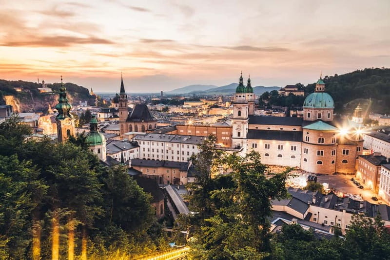 Salzburg: Photography Tour with a Professional Photographer - Mirabell Palace and the gardens