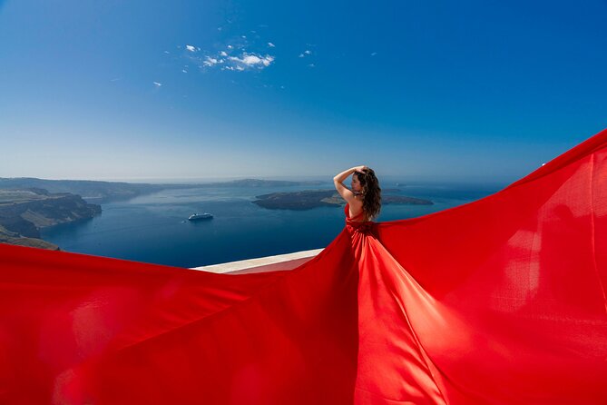 Santorini Flying Dress Photoshoot - Turning Oia into your photo studio
