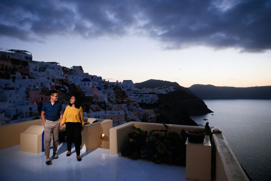 Santorini: Photo Shoot with a Private Vacation Photographer - Oia, Imerovigli, and the search for a good backdrop