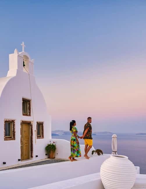 Santorini: Private Oia Village Photoshoot - Meeting at Osteria pizza pasta in Oia