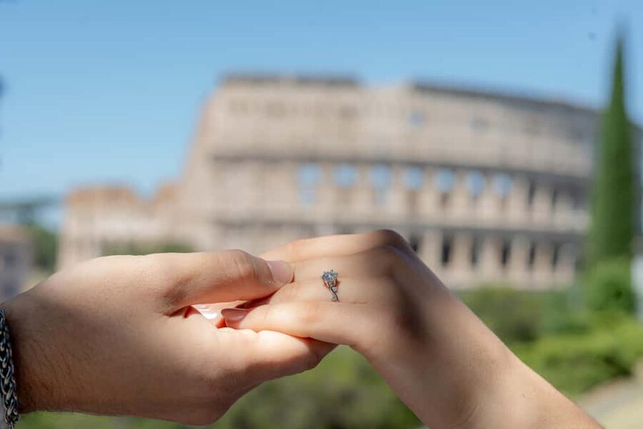 Secret Proposal Photoshoot in Rome + Reel - Why this Rome proposal shoot works