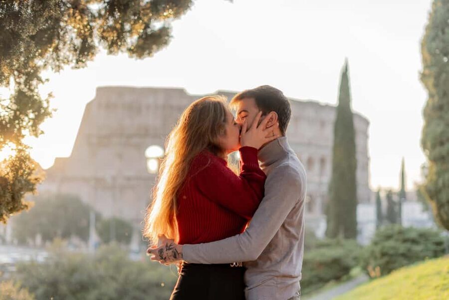 Secret Proposal Photoshoot in Rome + Reel - Giardinetto del Monte Oppio and the 30-minute photo stop