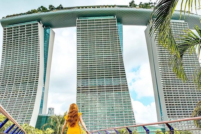 Singapore Instagram Private Walking Tour (Private & All-Inclusive) - What the guides add to the experience